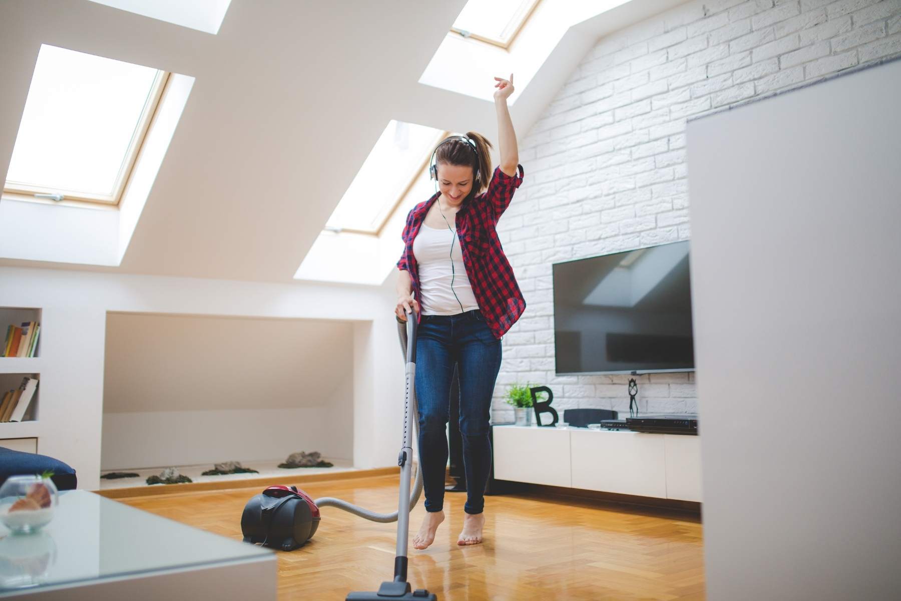 House, Commercial & Airbnb Cleaning Services in Kelowna, BC.